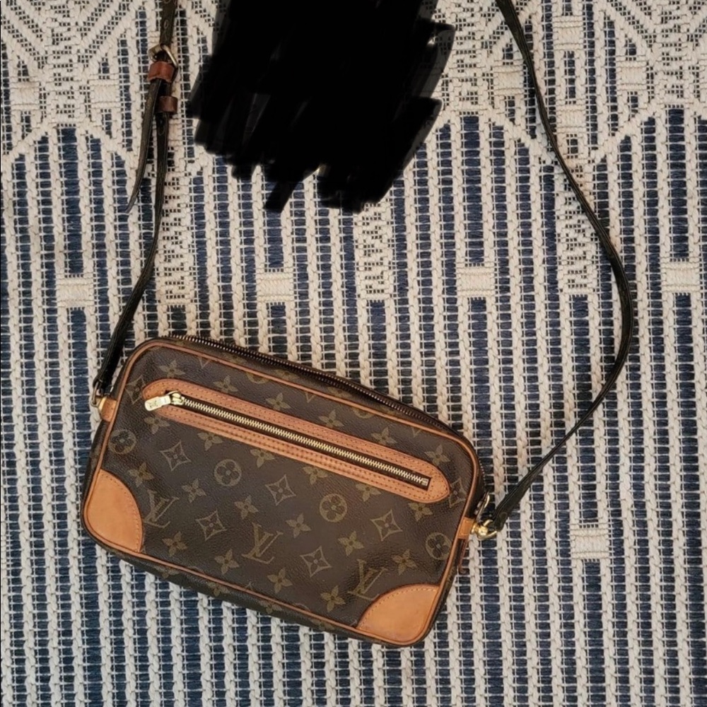 LV Shoulder/Crossbody Handbag